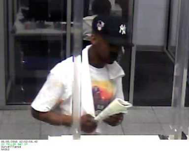 Cops seek frustrated bank robber