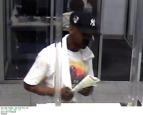 Cops seek frustrated bank robber