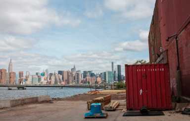 Liquor or not, here comes Barge Bar