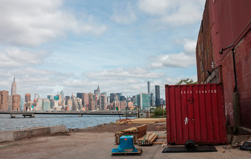 Liquor or not, here comes Barge Bar