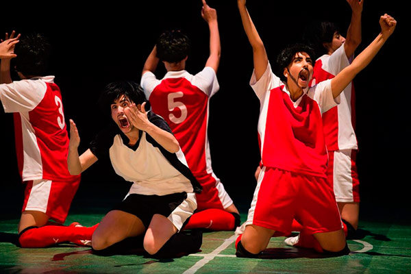 Sport of kings: ‘Invisiball’ stages a faux soccer match