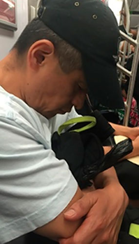 Cops looking for alleged 4 train groper