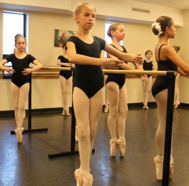 Diversity in dance: Ballet theater mixes in pop and hip-hop