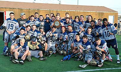 Standing O cheers for Xaverian Lacrosse
