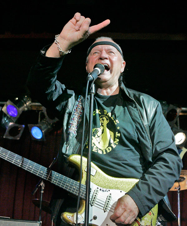 Surf king USA: Legendary guitarist, 78, will rock Williamsburg