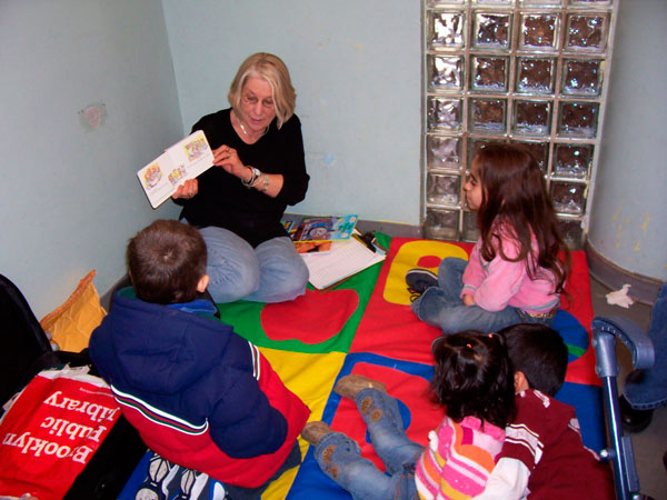 Want to be a ‘Reading Troubadour’ for the Brooklyn Public Library?