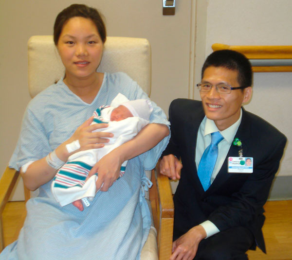 Standing o is welcoming Iris Lin to the world
