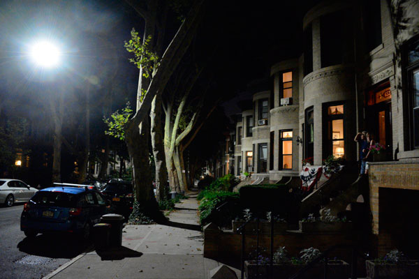 Blinded by the light: Ridgites throw shade at city over too-bright street lamps
