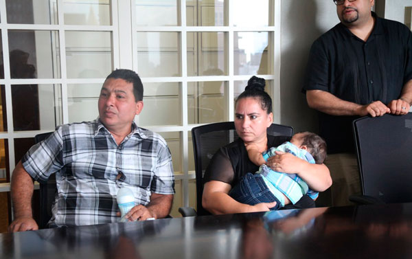 Cop who attacked pregnant woman may only lose vacation days