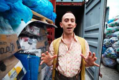 King of the spill: ‘Macbeth’ plays at Bushwick recycling center