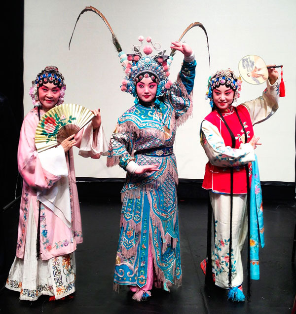 Asian fusion: Chinese opera performs alongside Latin dance group
