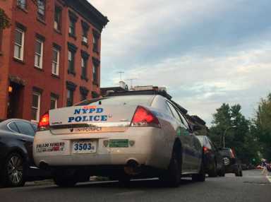 Tweet beat: NYPD embraces Twitter, precinct councils slower to adopt