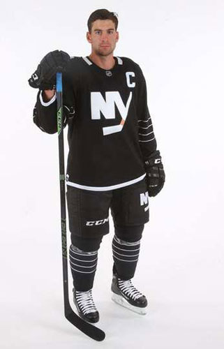 Islanders Unveil Brooklyn-Themed Third Jersey - CBS New York