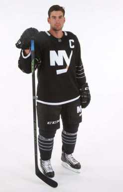 Jersey bounce: Islanders fans dis new Brooklyn uniform