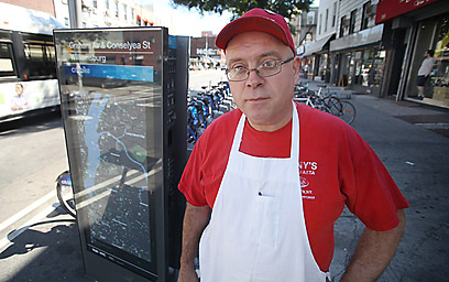 Williamsburgers: Surprise Citi Bike station ruining parking, business