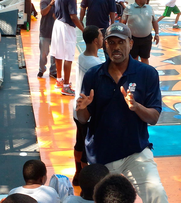 Former Nets star uses journey from NBA to burger king to inspire kids