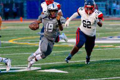 Lincoln tops Erasmus to start three-peat quest