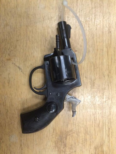 Jumping the gun: Police stop subway turnstile jumper, find weapon