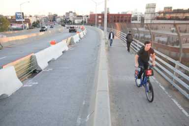 Into gear: City finally building Pulaski Bridge bike lane
