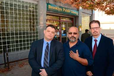 In a bind: Sunset Parkers fear library redev would leave them with crummy interim book-lender