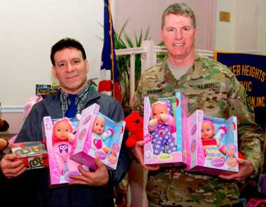 Helping hands lighten Santa’s load