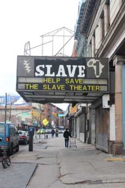 Theater lobby: More protests planned for Slave before demolition