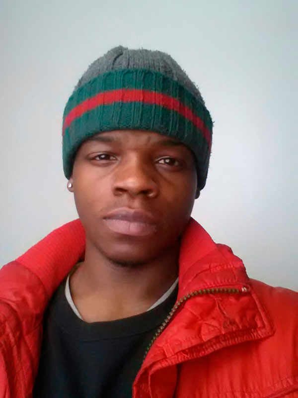 Police: Phone thief takes selfie with stolen cell, uploads it to Google