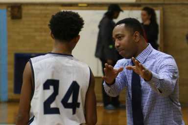 Return of coach ‘Tiny’ has loaded Lincoln aiming high