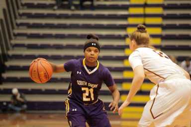 No title hangover: Eager to defend crown, young South Shore squad steps up