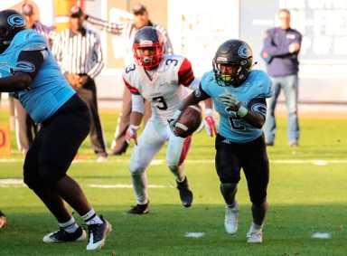 Big Mack: Star receiver’s late grab seals Wolves’ first title