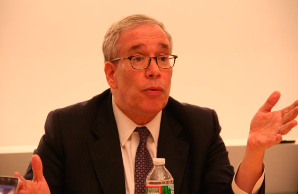 Stringer zingers: Comptroller criticizes mayor, but supports Coney land-grab