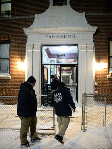 Police: Sunset Park man shot neighbor in head