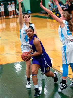 Loughlin girls lose it in second half