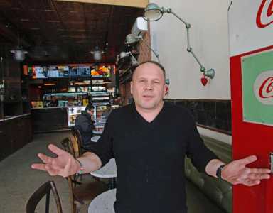 Teetoddlers: Board fights Manhattan Beach beer license fearing underage drinking