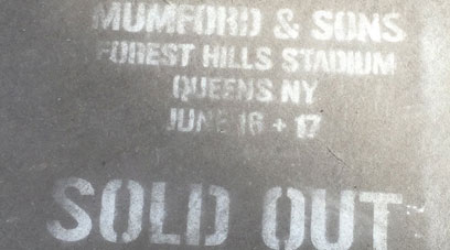 Queens stadium sprays Carroll Gardens sidewalks with ads for ‘sold out’ Mumford and Sons shows