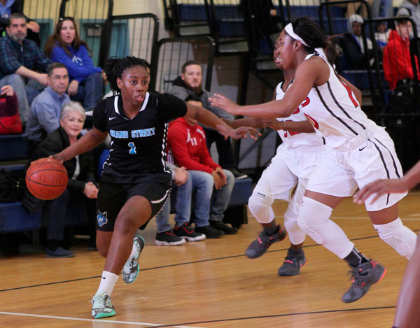 Lewis buries Wolves with seeding at stake