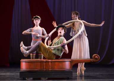 Pas de new: Ballet duo debut dance of love and time