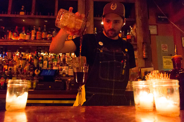 Faux bar! New Williamburg cocktail joint celebrates Southern town that doesn’t exist
