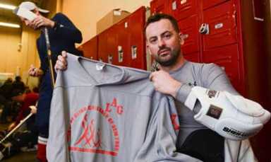 An ice gesture! Hockey teams face off to raise money for the blind