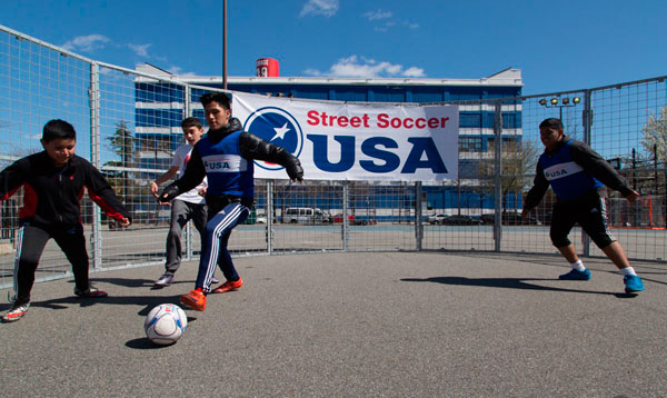 Gooooal! Pros and kids kick off new ‘street’ soccer field in Red Hook