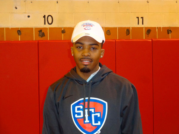 Boys & Girls’ Gianni Ford picks St. Francis