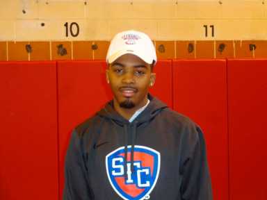 Boys & Girls’ Gianni Ford picks St. Francis