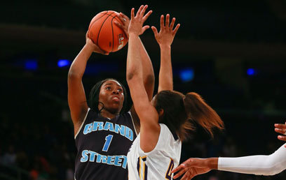 Wolves’ Lucky aims to turn around St. Peter’s