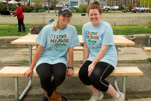 Clean and green! Volunteers beautify Bushwick Inlet Park