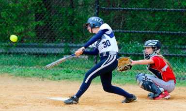 Terriers out-slug Fontbonne with first place on the line