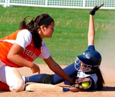 Poly Prep drops regular season finale