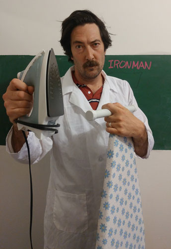 Smooth move! Greenpoint dad offers free ironing at bar