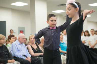 Childs’ play: PS 100 kids entertain Trump Village seniors with Broadway hits