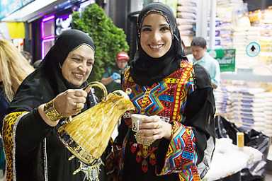 Fast friends: Balady hosts Ramadan meal for community