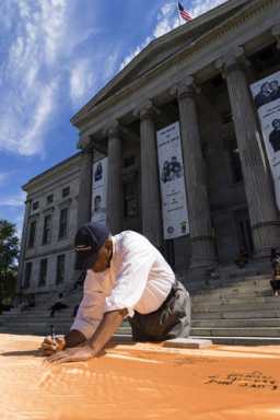 Beep will wrap Borough Hall in rainbow, tributes to Orlando massacre